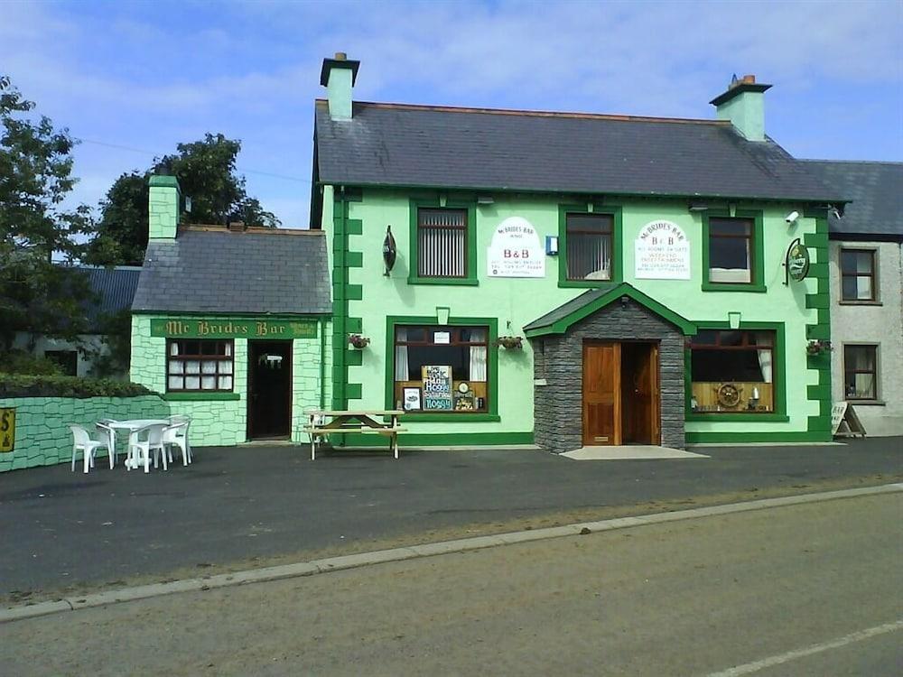 Causeway Tavern Bed & Breakfast Bushmills Exteriör bild