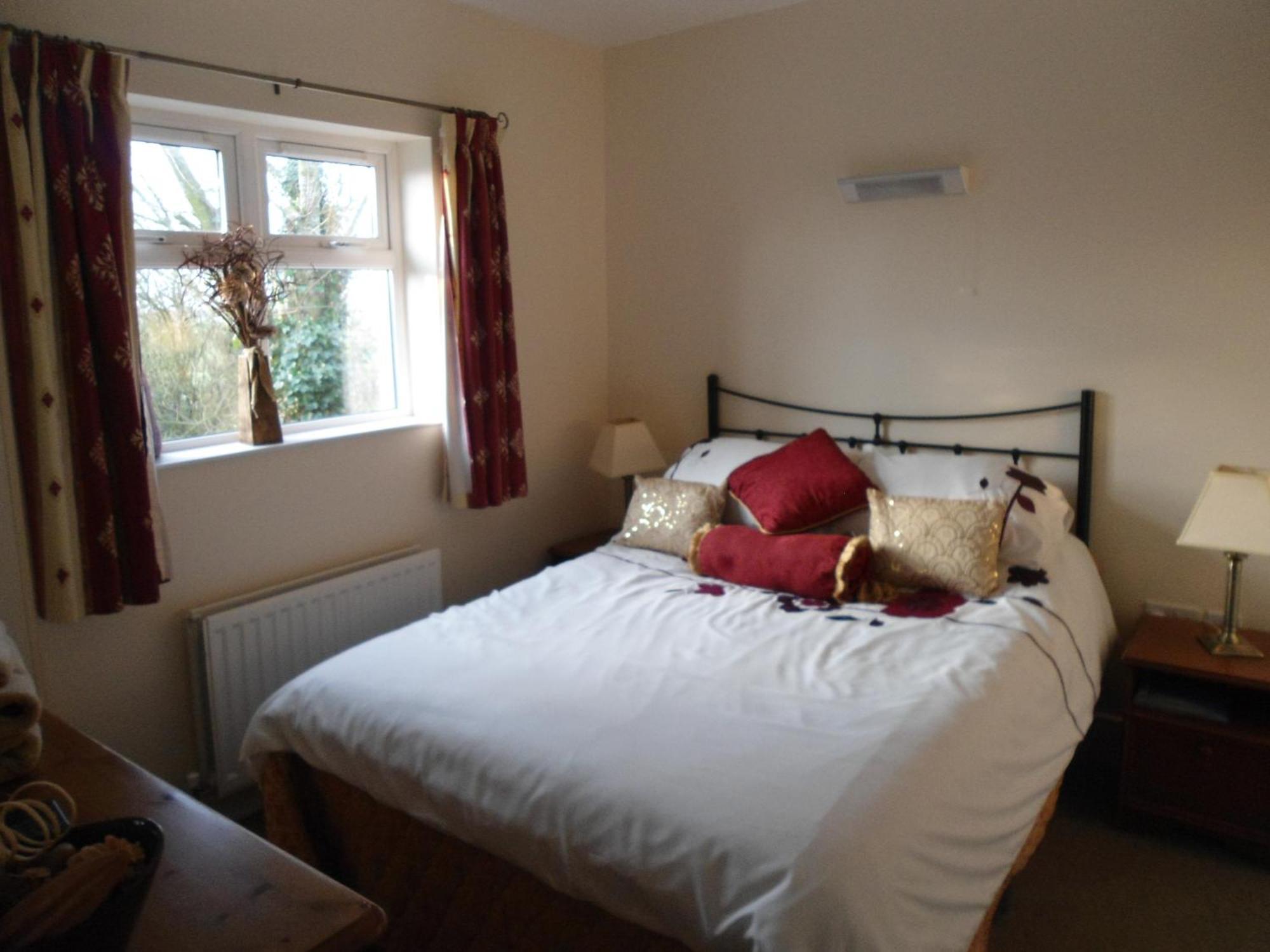 Causeway Tavern Bed & Breakfast Bushmills Exteriör bild