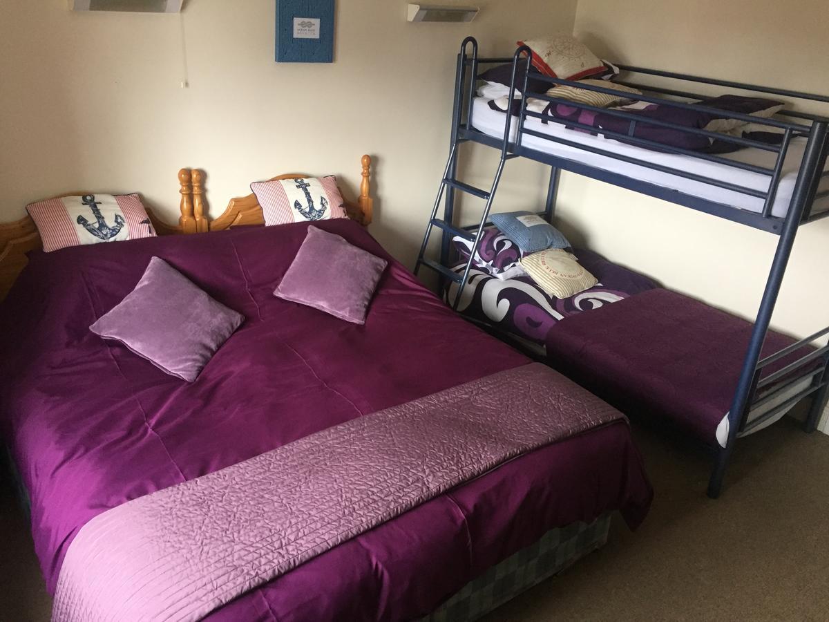Causeway Tavern Bed & Breakfast Bushmills Exteriör bild